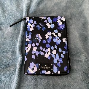 Kate Spade Scattered Hydrangea Planner Cover